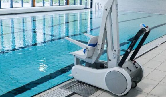 Ascenseur de piscine