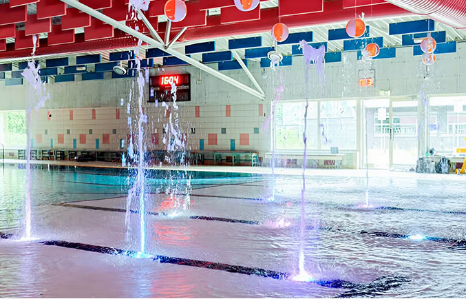Plancher interactif de la piscine Zone H20