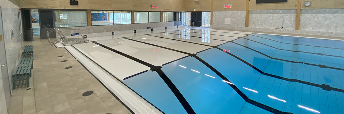 DUO fond et fond avec vanne dans la piscine de braak à helmond (Pays-Bas)