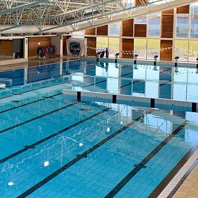 Installation d'un mur pliant en 2 parties à Aix-en-Provence (France)